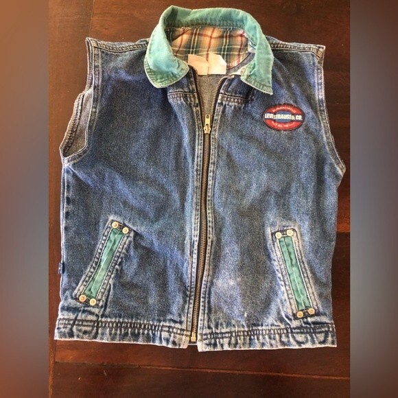 Vintage Levi’s Denim Vest 8 (reworked)